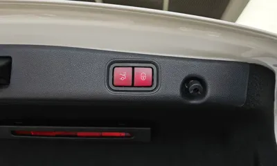 Mercedes-Benz E-Class 2019, 101448 км, за 15302.94 USD - фото 27