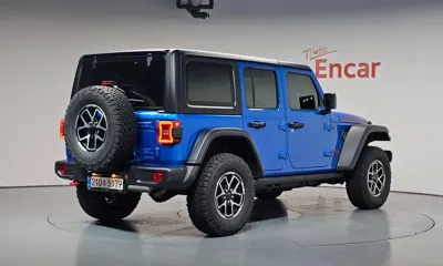 Jeep Wrangler 2025, 1845 км, за 49888.41 USD