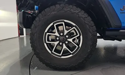 Jeep Wrangler 2025, 1845 км, за 49888.41 USD