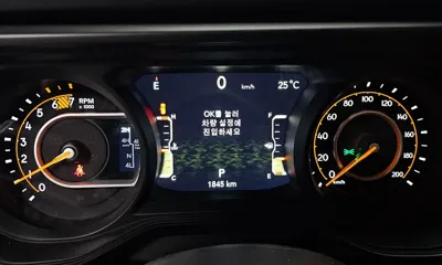 Jeep Wrangler 2025, 1845 км, за 49888.41 USD - фото 8