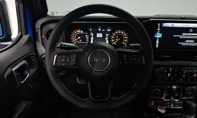 Jeep Wrangler 2025, 1845 км, за 49888.41 USD - фото 12