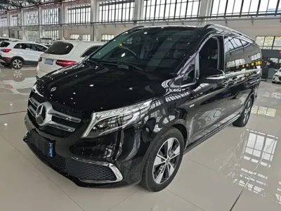 Mercedes-Benz V-Class 2022, 28700 км, за 35652.63 USD
