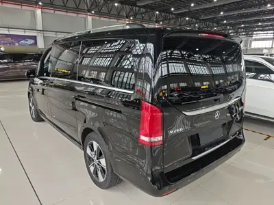 Mercedes-Benz V-Class 2022, 28700 км, за 35652.63 USD