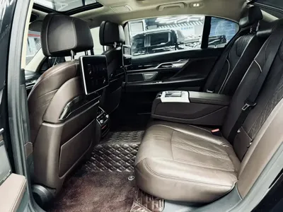 BMW 7 Series 2016, 108000 км, за 24914.16 USD - фото 19