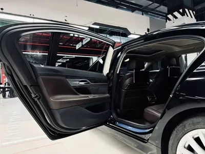 BMW 7 Series 2016, 108000 км, за 24914.16 USD - фото 20