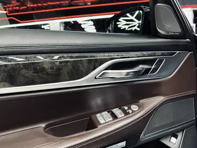 BMW 7 Series 2016, 108000 км, за 24914.16 USD - фото 22