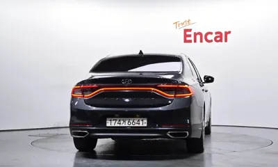 Hyundai Grandeur 2018, 103429 км, за 9107.48 USD