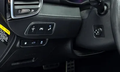 Hyundai Grandeur 2018, 103429 км, за 9107.48 USD - фото 14