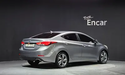 Hyundai Avante 2014, 64754 км, за 4427.95 USD