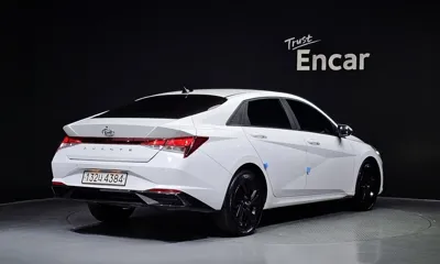 Hyundai Avante 2023, 43626 км, за 12715.22 USD