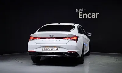 Hyundai Avante 2023, 43626 км, за 12715.22 USD
