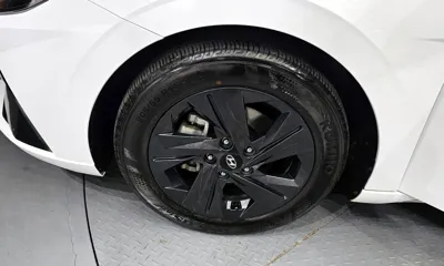 Hyundai Avante 2023, 43626 км, за 12715.22 USD