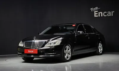 Mercedes-Benz S-Class · 2011 год