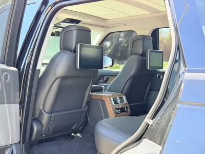 Land Rover Range Rover 2019, 150000 км, за 87318.55 USD