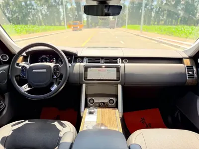 Land Rover Range Rover 2019, 150000 км, за 87318.55 USD - фото 6