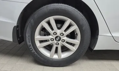 Hyundai Sonata 2017, 306363 км, за 2398.75 USD