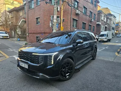 Kia Canival 2025, 13000 км, за 1099.34 USD