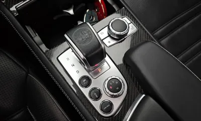 Mercedes-Benz SL-Class 2015, 76048 км, за 43680.88 USD - фото 9
