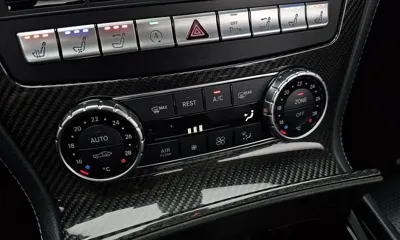 Mercedes-Benz SL-Class 2015, 76048 км, за 43680.88 USD - фото 16