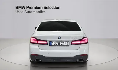 BMW 5-Series 2022, 44506 км, за 26021.36 USD