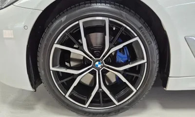 BMW 5-Series 2022, 44506 км, за 26021.36 USD