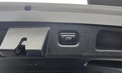 Hyundai Santafe 2019, 68881 км, за 15951.16 USD - фото 20