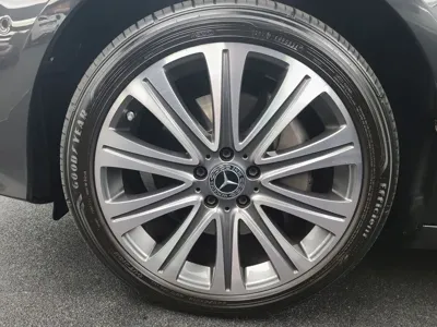 Mercedes-Benz E-Class 2023, 24606 км, за 34357.45 USD - фото 6