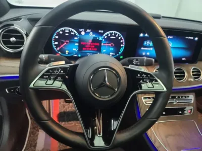 Mercedes-Benz E-Class 2023, 24606 км, за 34357.45 USD - фото 18
