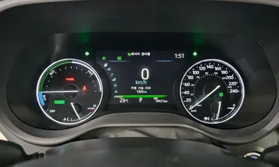 Toyota Sienna 2022, 74431 км, за 28013.04 USD - фото 8