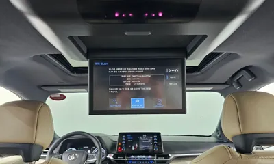 Toyota Sienna 2022, 74431 км, за 28013.04 USD - фото 31