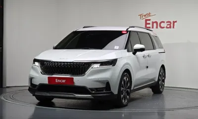 Kia Canival · 2023 год