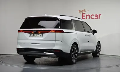 Kia Canival 2023, 98964 км, за 15954.41 USD