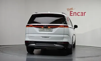 Kia Canival 2023, 98964 км, за 15954.41 USD