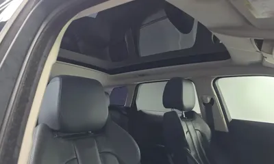 Land Rover Range Rover Evoque 2015, 133469 км, за 5901.27 USD - фото 17