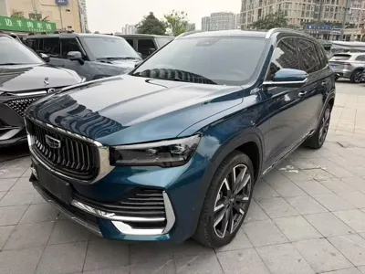 Geely Xingyue L · 2021 год