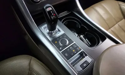 Land Rover Range Rover Sport 2016, 156840 км, за 12800.32 USD - фото 9