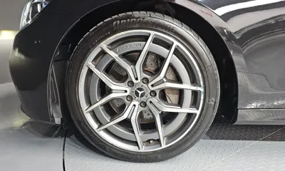 Mercedes-Benz E-Class 2021, 237244 км, за 17583.07 USD