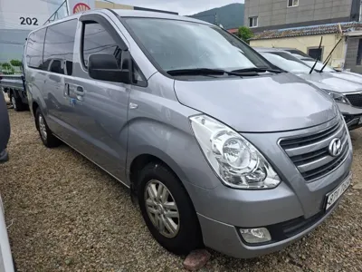 Hyundai Starex · 2017 год