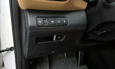 Hyundai Santafe 2021, 80363 км, за 18721.96 USD - фото 13
