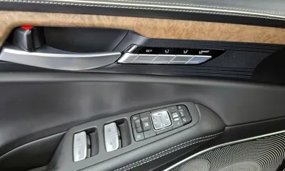 Genesis G90 2020, 131923 км, за 20707.16 USD - фото 29