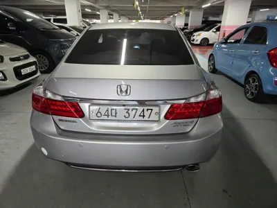 Honda Accord 2013, 135970 км, за 3343.74 USD