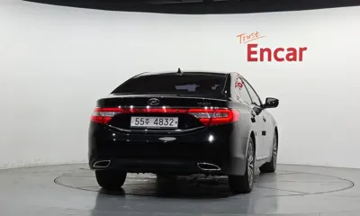Hyundai Grandeur 2014, 108141 км, за 4098.36 USD