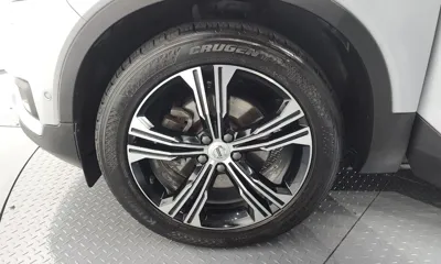 Volvo XC40 2020, 97720 км, за 16355.75 USD
