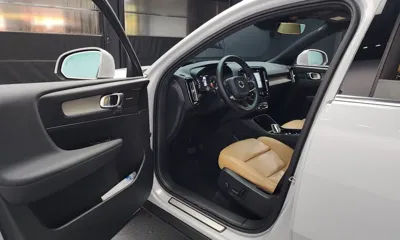 Volvo XC40 2020, 97720 км, за 16355.75 USD - фото 10
