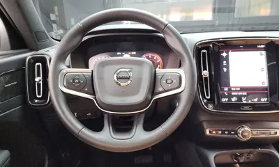 Volvo XC40 2020, 97720 км, за 16355.75 USD - фото 13