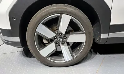 Hyundai Santafe 2024, 27229 км, за 22794.84 USD