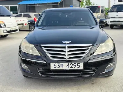 Hyundai Genesis 2008, 256618 км, за 1378.5 USD