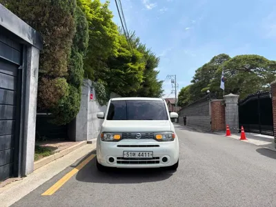 Nissan Cube · 2011 год