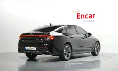 Kia K5 2022, 53759 км, за 15796.65 USD