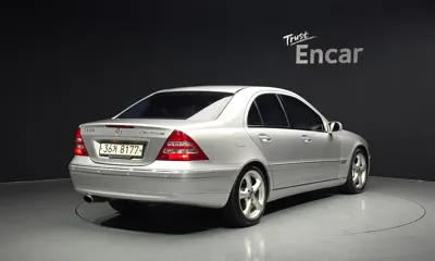 Mercedes-Benz C-Class 2004, 141660 км, за 3187.62 USD